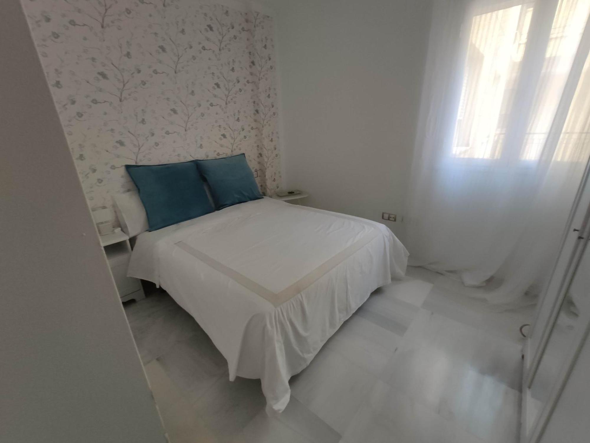 Апартаменты Prime Location! Севилья Экстерьер фото